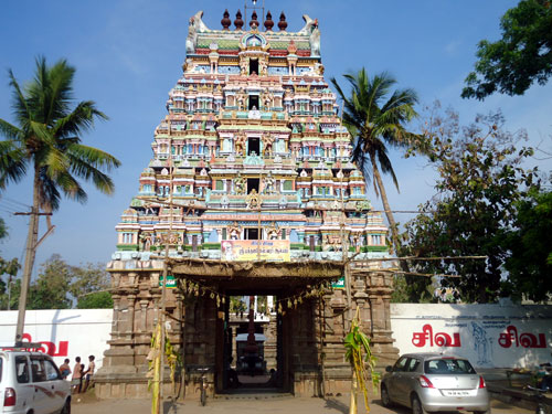 Tirunavalur Gopuram